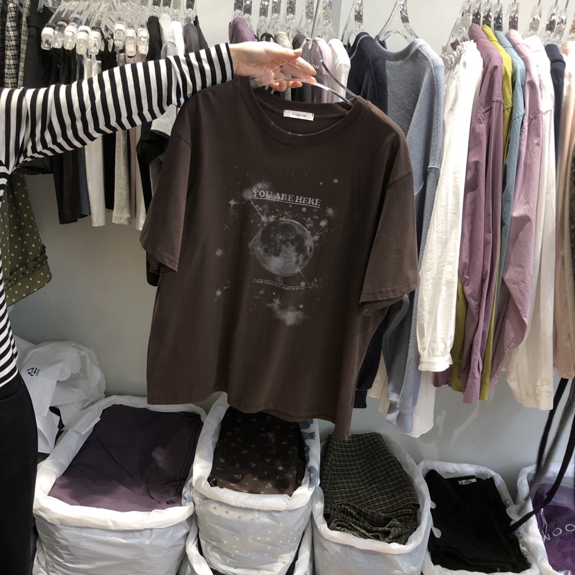 RIVEROOM韓國直郵女裝新品熱賣真品人氣休閑推薦時尚T恤RIVEROOMT恤圖色2