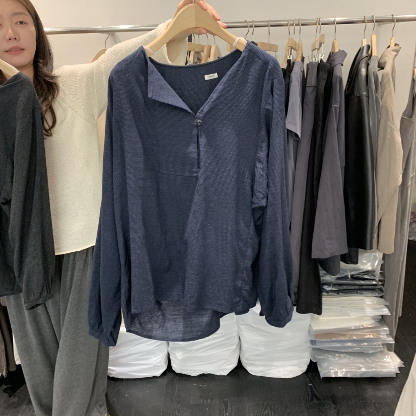 TAFFETA/MURET/ROBERTI東大門代購26秋冬新款熱賣襯衫蕾絲衫TAFFETA/MURET/ROBERTI襯衫/蕾絲衫