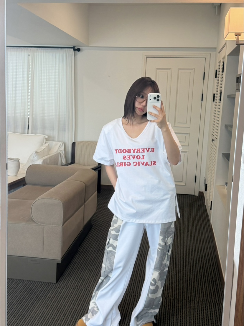 VIVEL東大門代購女裝新品真品休閑時尚推薦人氣熱賣T恤VIVE LT恤