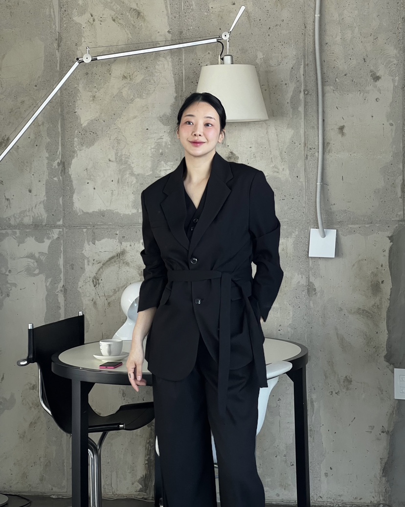 VERNI東大門實拍女裝新品真品推薦時尚熱賣休閑夾克含腰帶VERNI夾克