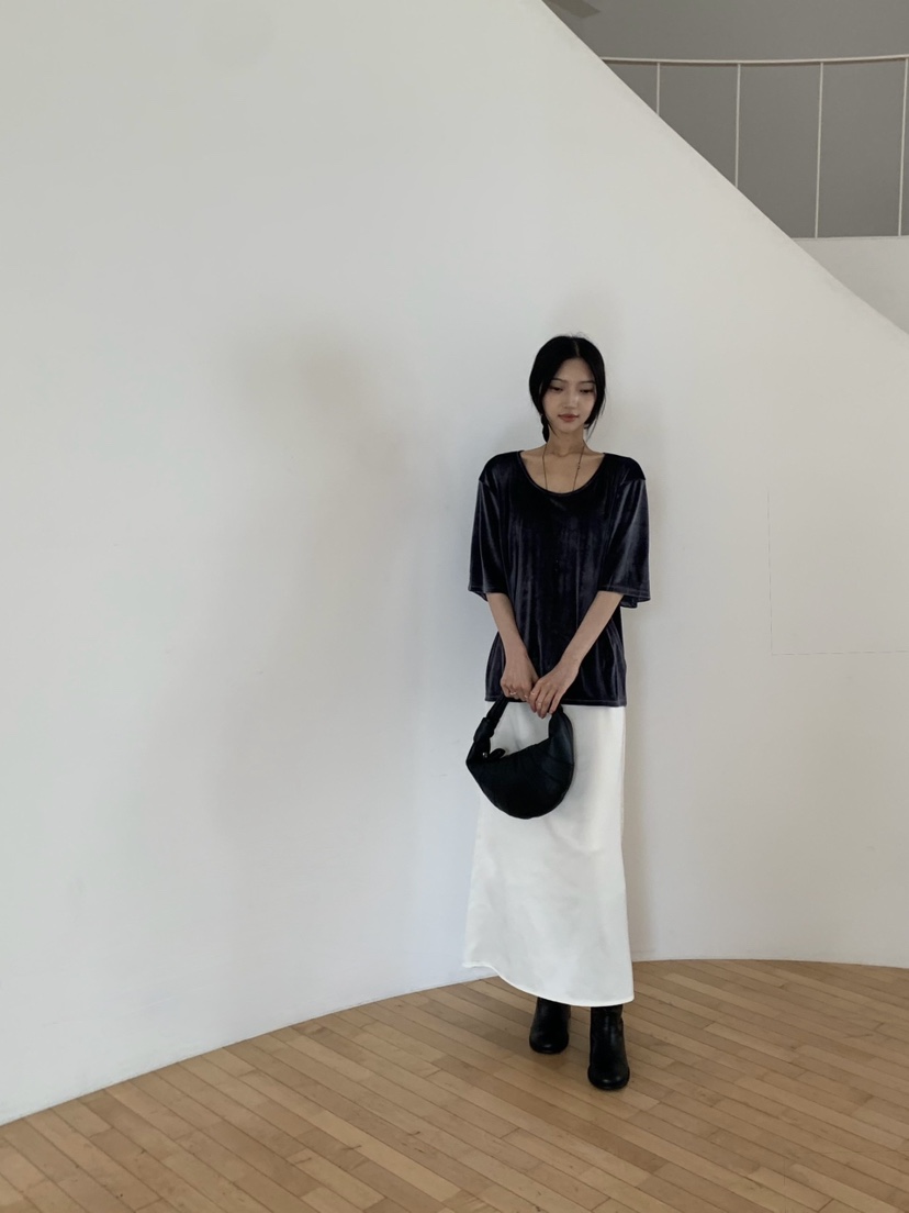 LOGON韓國代購女裝新款真品人氣時尚熱賣休閑推薦T恤天鵝絨LOGONT恤