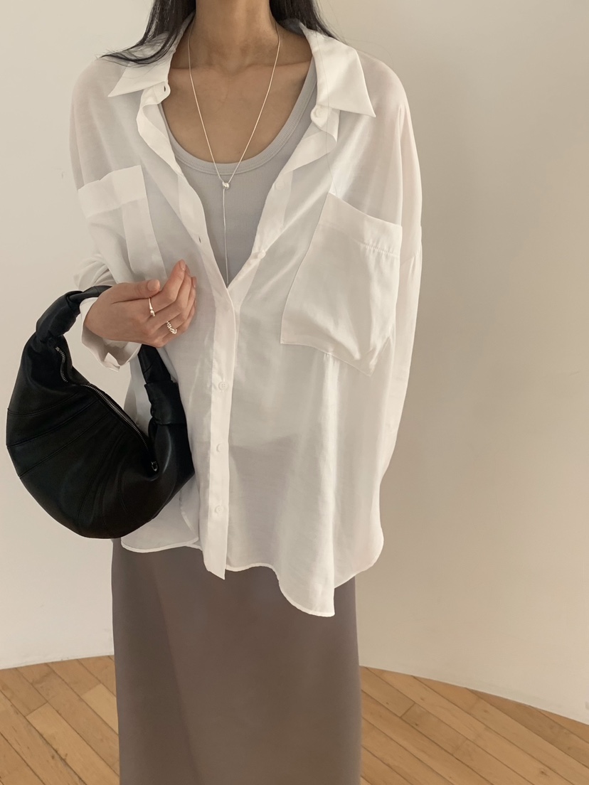 LOGON東大門實拍女裝新品熱賣襯衫蕾絲衫不含內搭口袋天絲LOGON襯衫/蕾絲衫