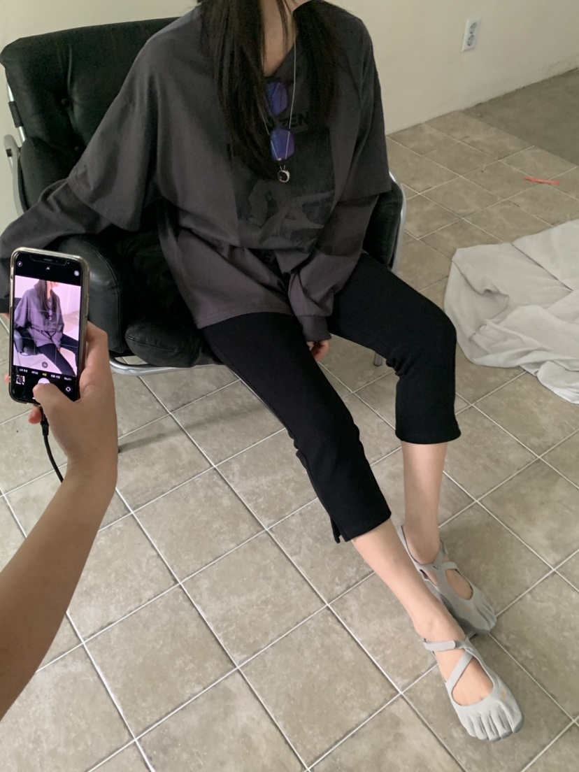 VAARA韓國直郵女裝新品人氣推薦熱賣時尚真品打底褲鯊魚褲VAARA打底褲/鯊魚褲