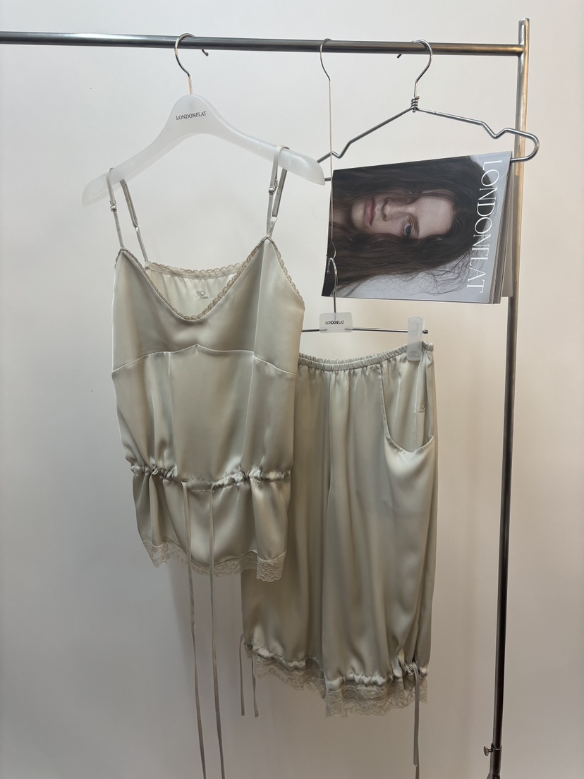 LONDON FLAT韓國直郵26秋冬新款推薦人氣休閑真品熱賣短褲LONDON FLAT短褲