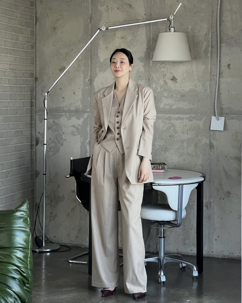 VERNI韓國直郵女裝新款時尚熱賣人氣真品推薦休閑馬甲VERNI馬甲