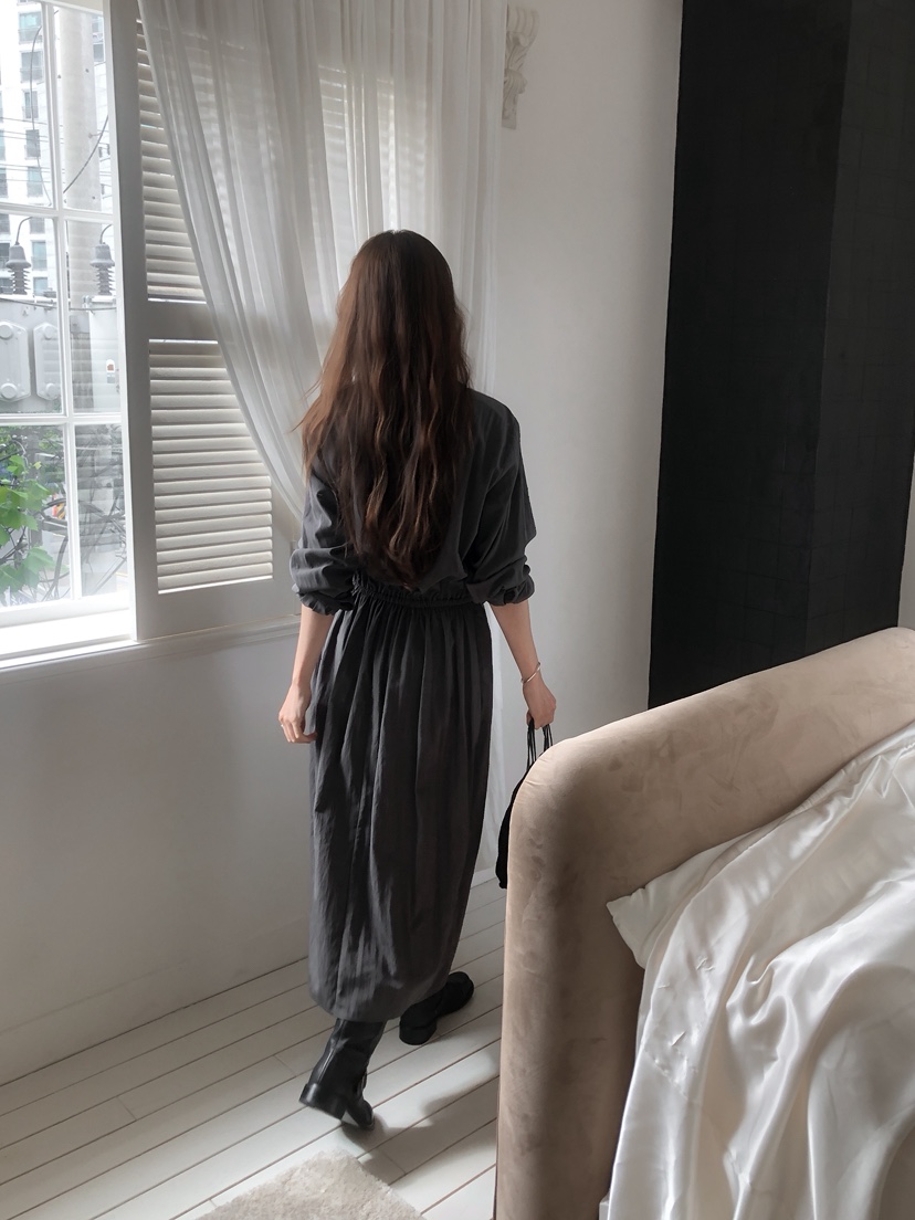 LONG PEAK韓國代購26秋冬新品人氣熱賣真品推薦連衣裙OPSLONG PEAK連衣裙