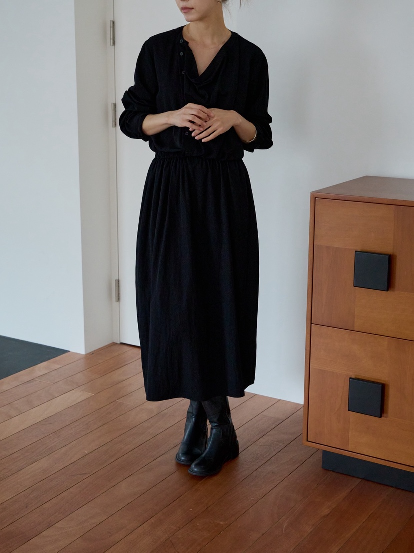 LONG PEAK韓國代購26秋冬新品人氣熱賣真品推薦連衣裙OPSLONG PEAK連衣裙