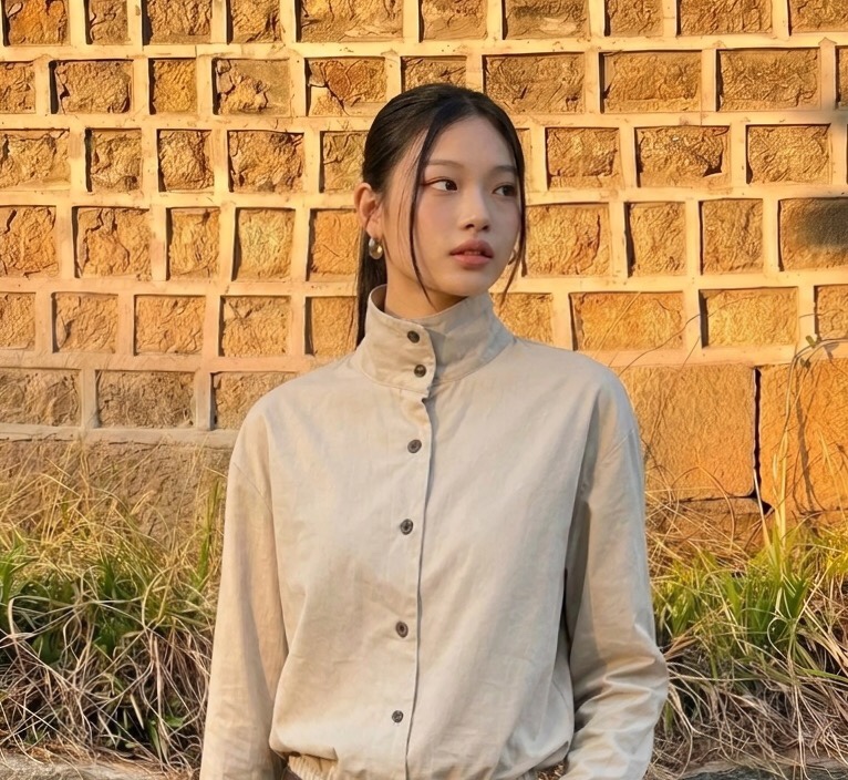 GLAD SOME韓國代購26秋冬新品人氣熱賣時尚推薦襯衫蕾絲衫GLAD SOME襯衫/蕾絲衫