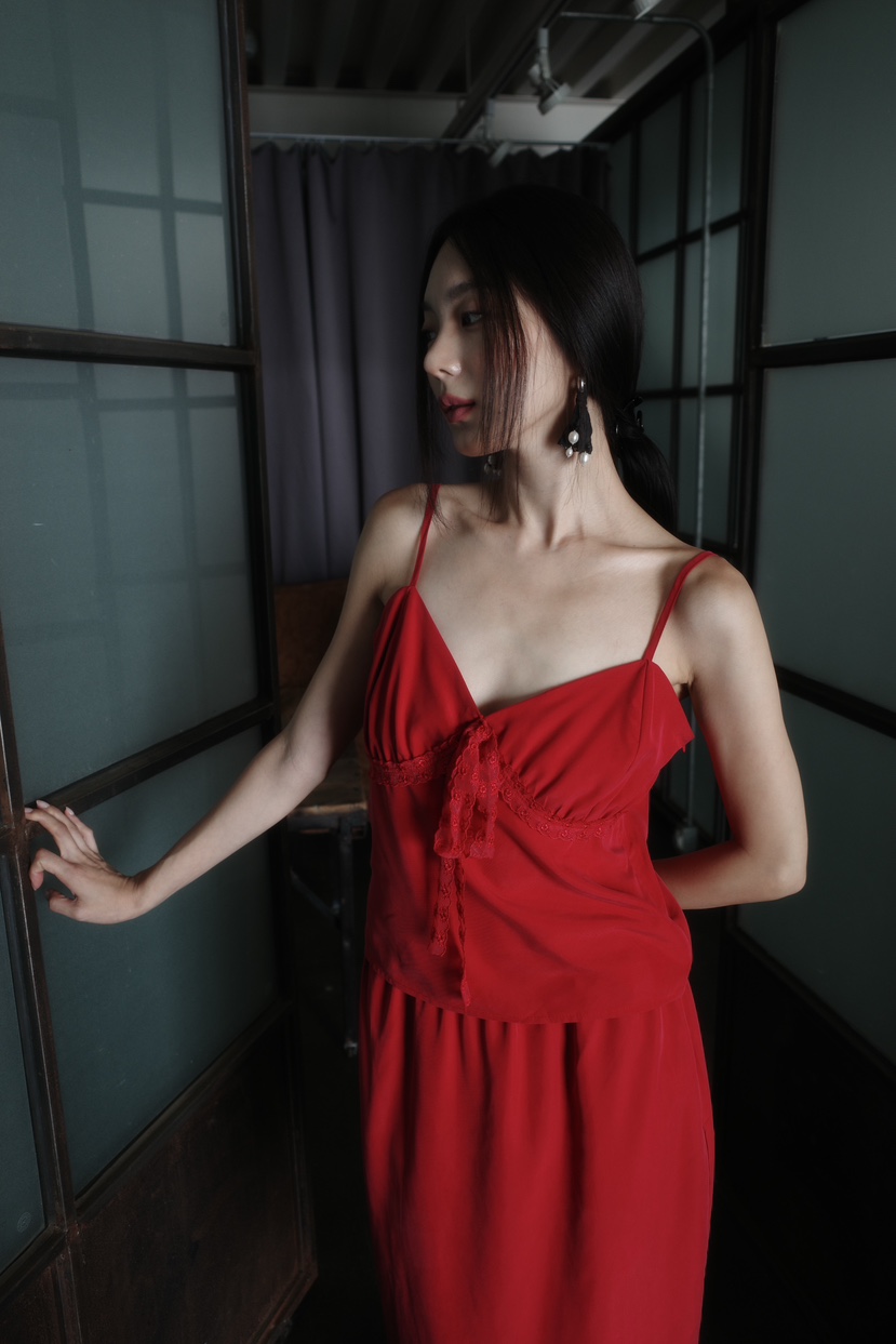 SOLD OUT韓國代購女士新款真品休閑時尚推薦人氣吊帶背心SOLD OUT吊帶/背心