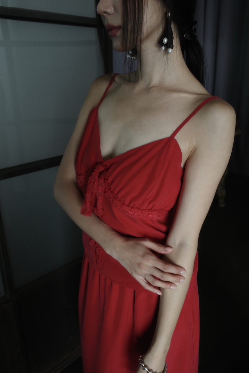 SOLD OUT韓國代購女士新款真品休閑時尚推薦人氣吊帶背心SOLD OUT吊帶/背心