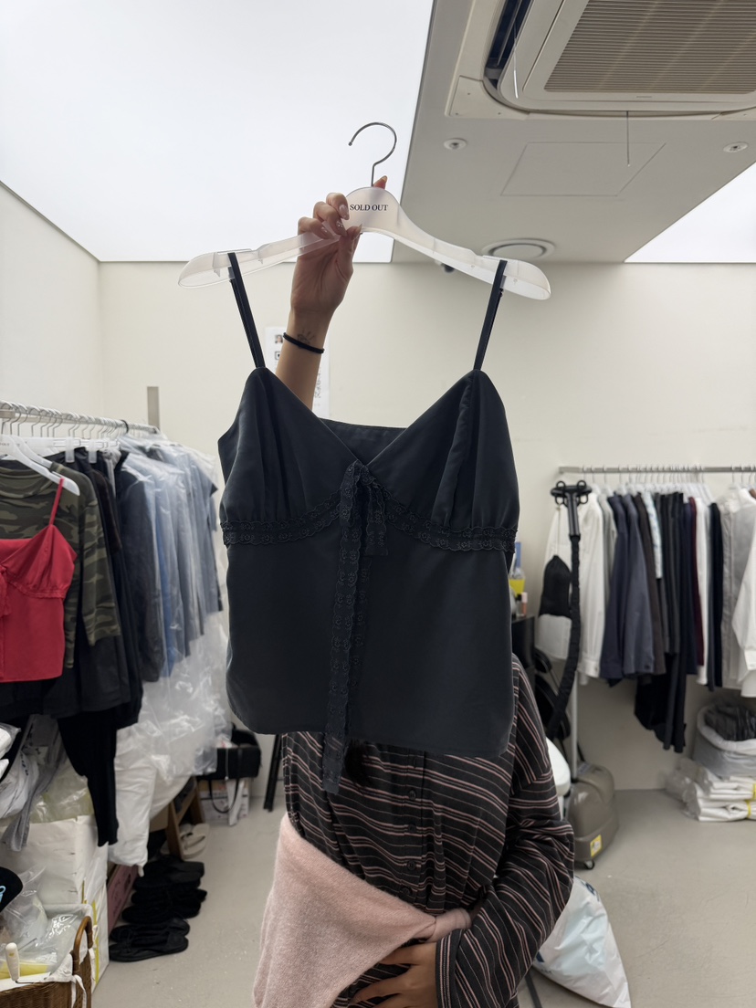 SOLD OUT韓國代購女士新款真品休閑時尚推薦人氣吊帶背心SOLD OUT吊帶/背心圖色2