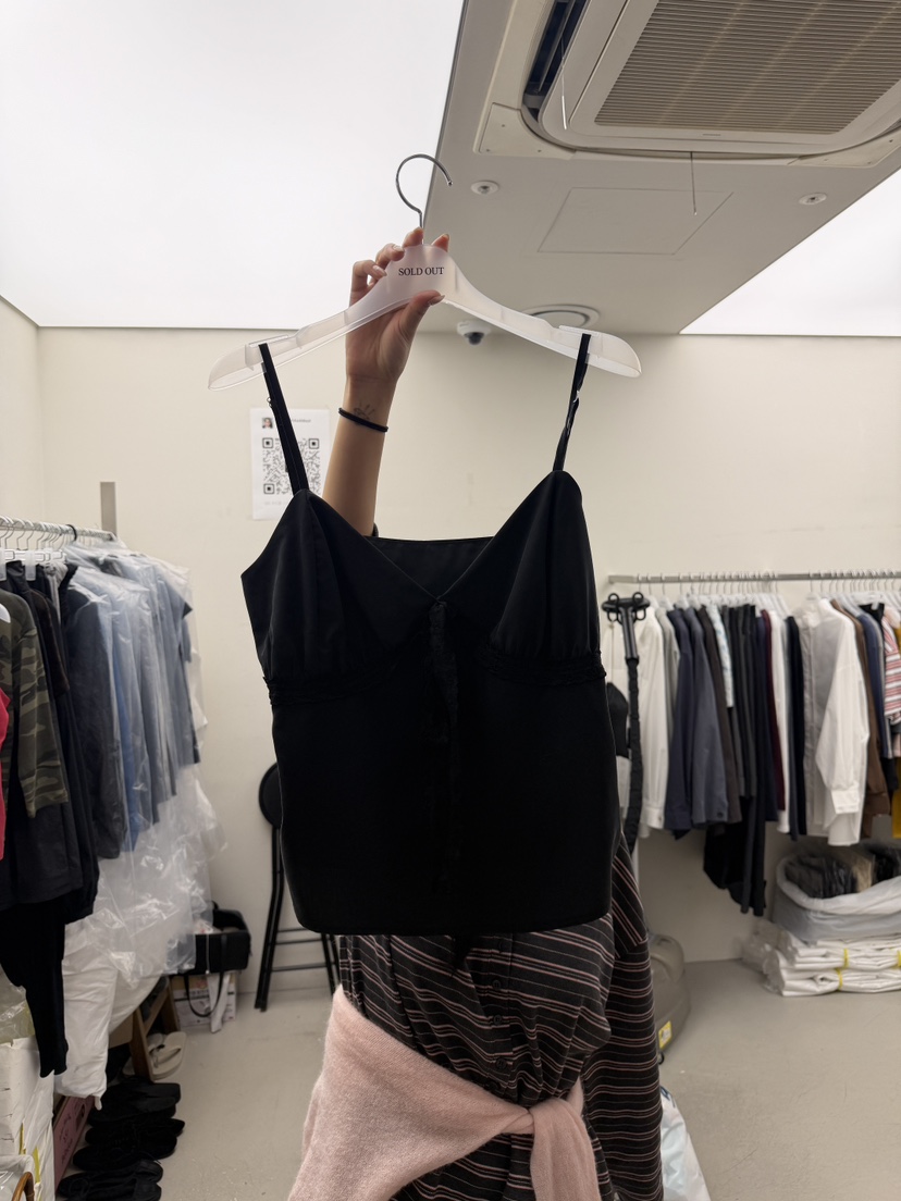 SOLD OUT韓國代購女士新款真品休閑時尚推薦人氣吊帶背心SOLD OUT吊帶/背心圖色3