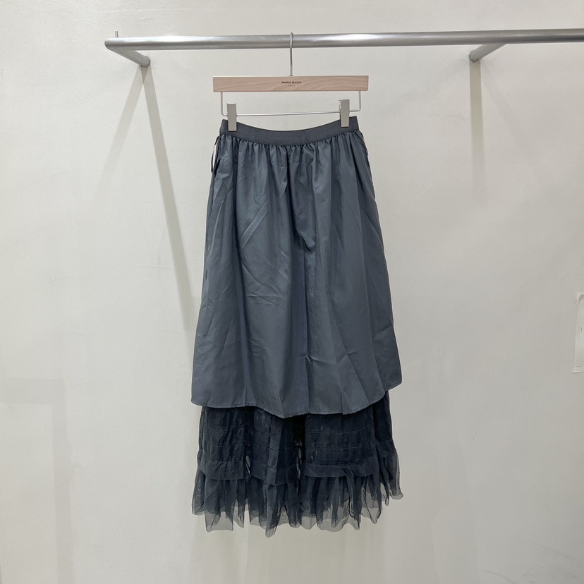 MARIE MARIE韓國直郵26秋冬新品休閑時尚推薦熱賣長裙褶邊MARIE MARIE長裙