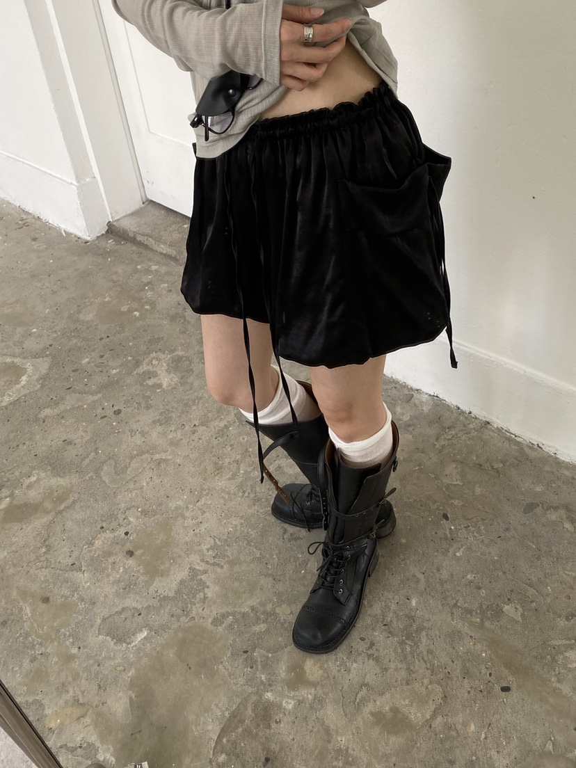 Verbena韓國代購女士新款時尚休閑真品推薦人氣熱賣短褲緞面Verbena短褲