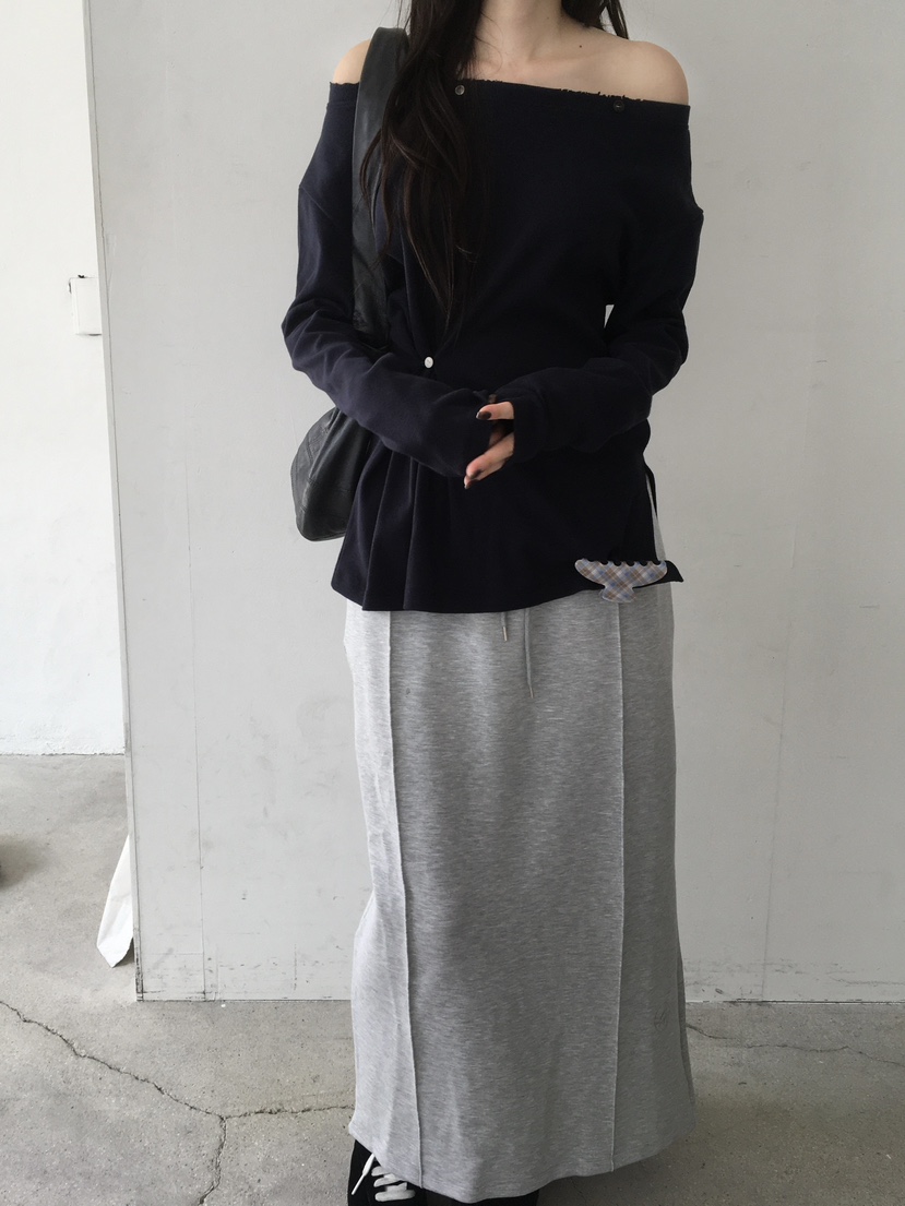 LEGACY東大門直郵女裝新品推薦時尚熱賣人氣休閑長袖T恤露肩LEGACY長袖T恤