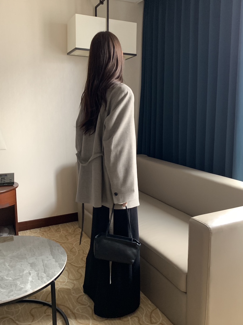 NOTICE東大門代購女裝新款時尚人氣休閑熱賣西裝西服含腰帶NOTICE西裝/西服