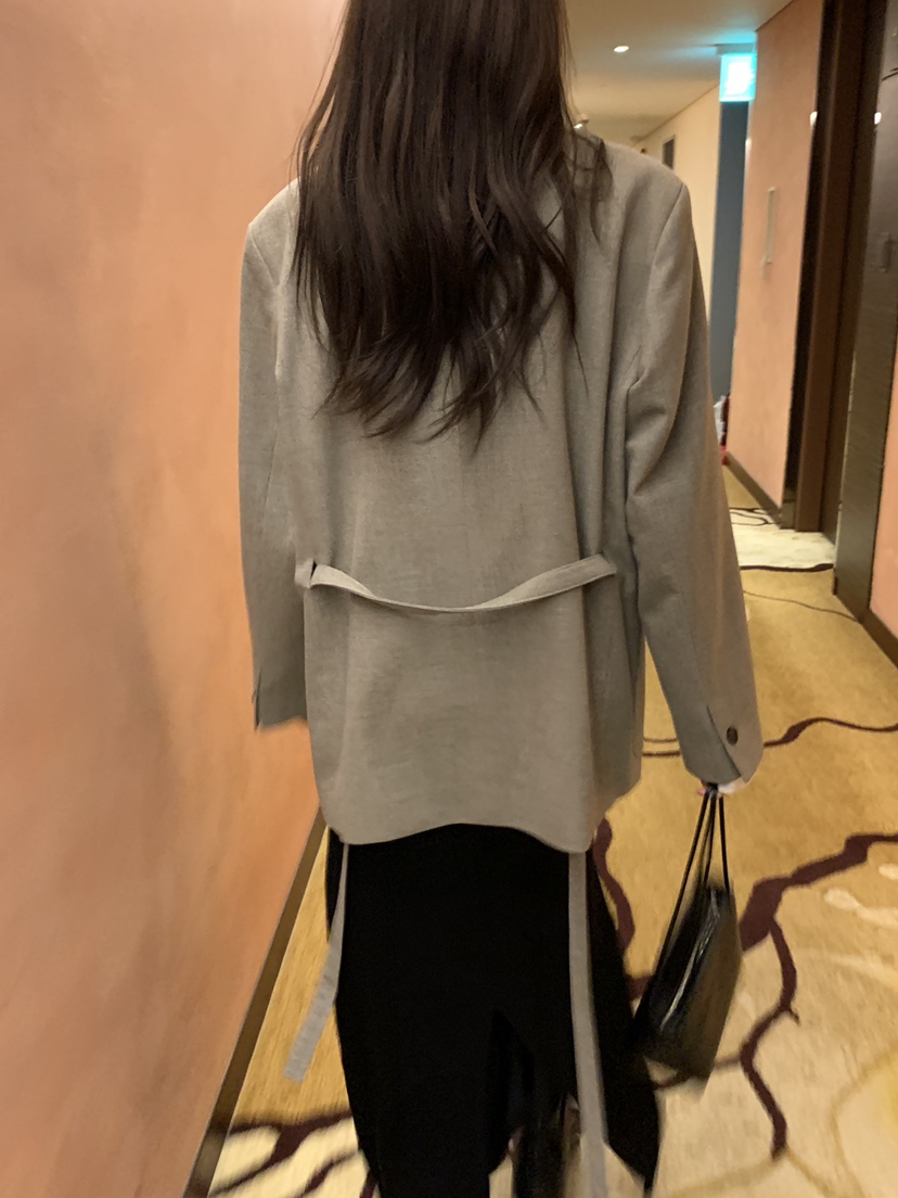 NOTICE東大門代購女裝新款時尚人氣休閑熱賣西裝西服含腰帶NOTICE西裝/西服