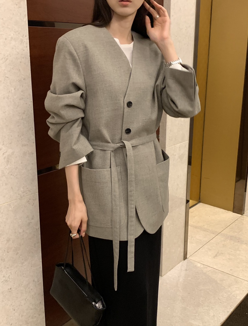NOTICE東大門代購女裝新款時尚人氣休閑熱賣西裝西服含腰帶NOTICE西裝/西服
