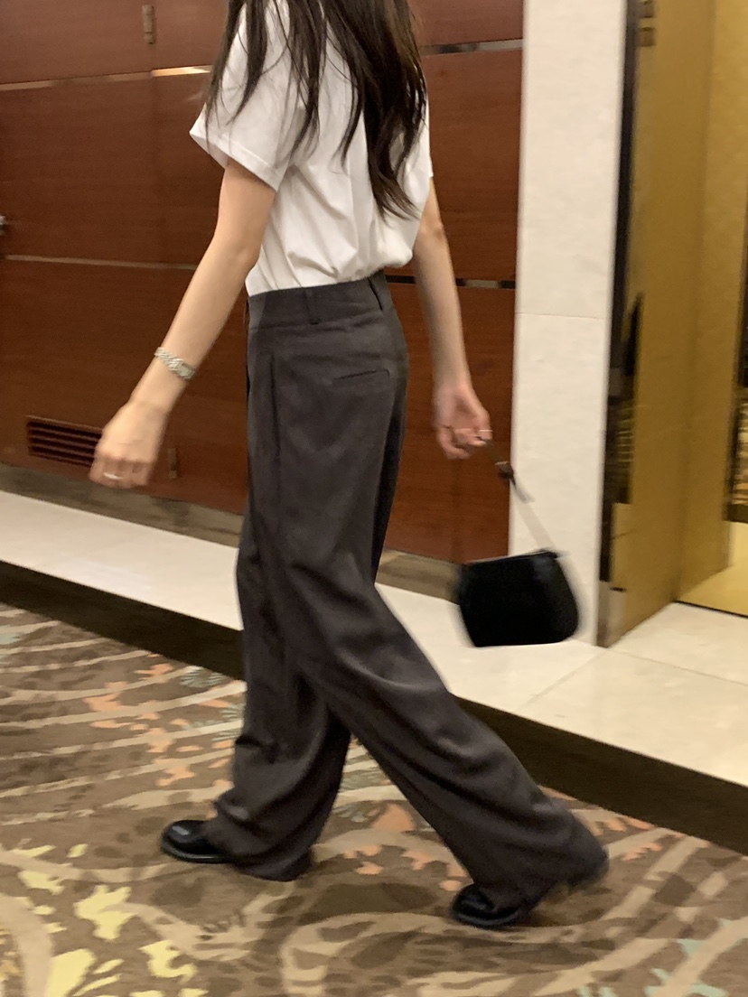 NOTICE韓國代購女裝新品真品時尚休閑推薦人氣熱賣休閑褲NOTICE休閑褲