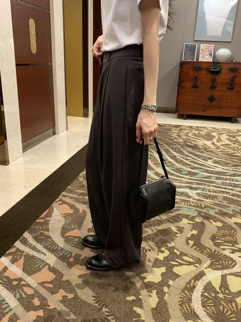 NOTICE韓國代購女裝新品真品時尚休閑推薦人氣熱賣休閑褲NOTICE休閑褲
