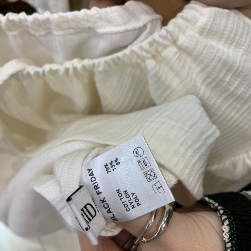 BLACKFRIDAY韓國代購女裝新品真品熱賣時尚推薦襯衫蕾絲衫BLACK FRIDAY襯衫/蕾絲衫