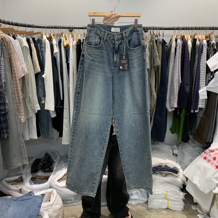 ALMOND PEPE韓國代購女裝新款推薦熱賣真品時尚人氣牛仔褲ALMOND PEPE牛仔褲圖色1