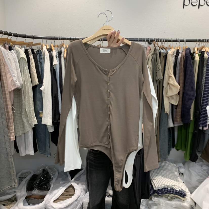 ALMOND PEPE東大門實拍女士新款真品推薦時尚長袖T恤開衫ALMOND PEPE長袖T恤圖色1