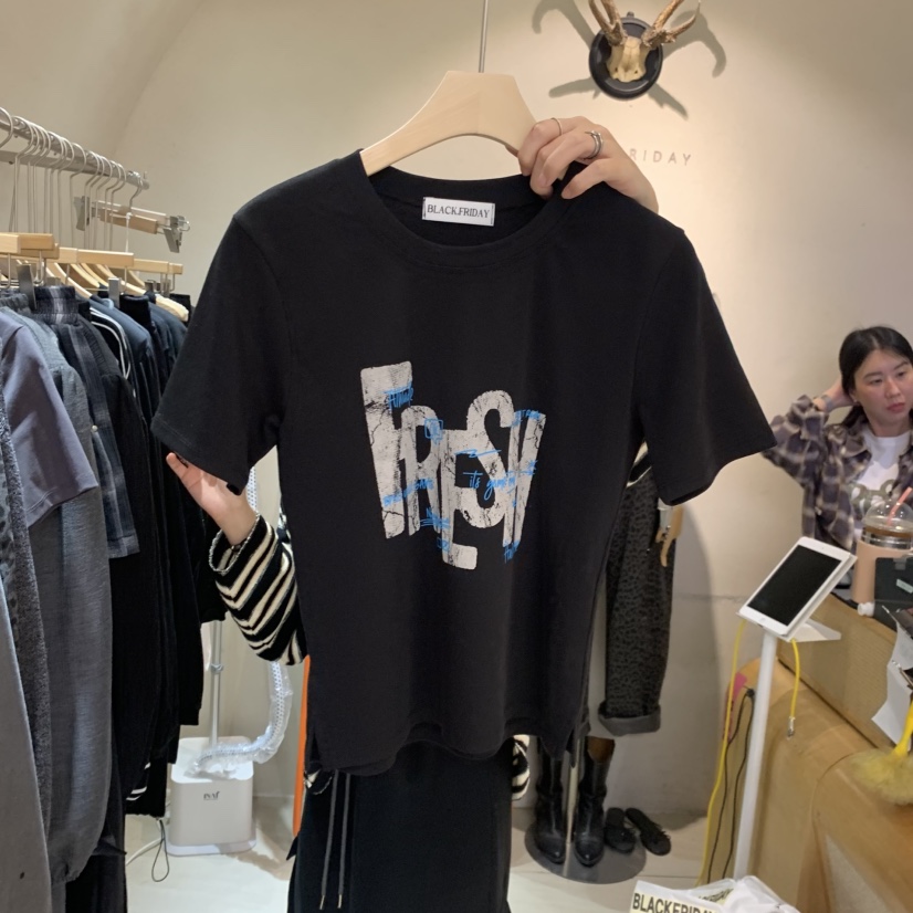 BLACKFRIDAY東大門直郵女士新品真品推薦熱賣人氣時尚T恤BLACK FRIDAYT恤圖色3