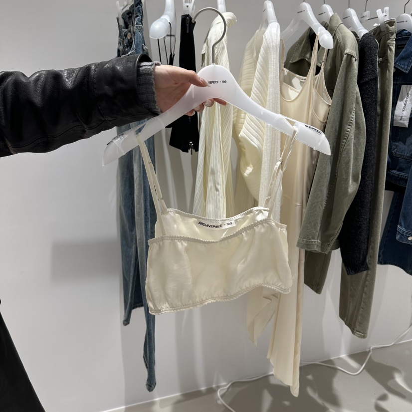 X韓國代購26秋季新品熱賣人氣時尚休閑推薦真品吊帶背心ARCHIVEPIECE TAG吊帶/背心圖色1