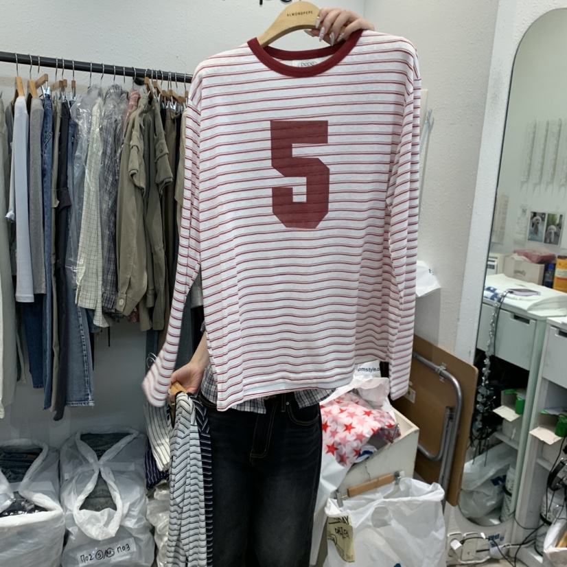 ALMOND PEPE東大門直郵女裝新款人氣真品時尚推薦長袖T恤ALMOND PEPE長袖T恤圖色1