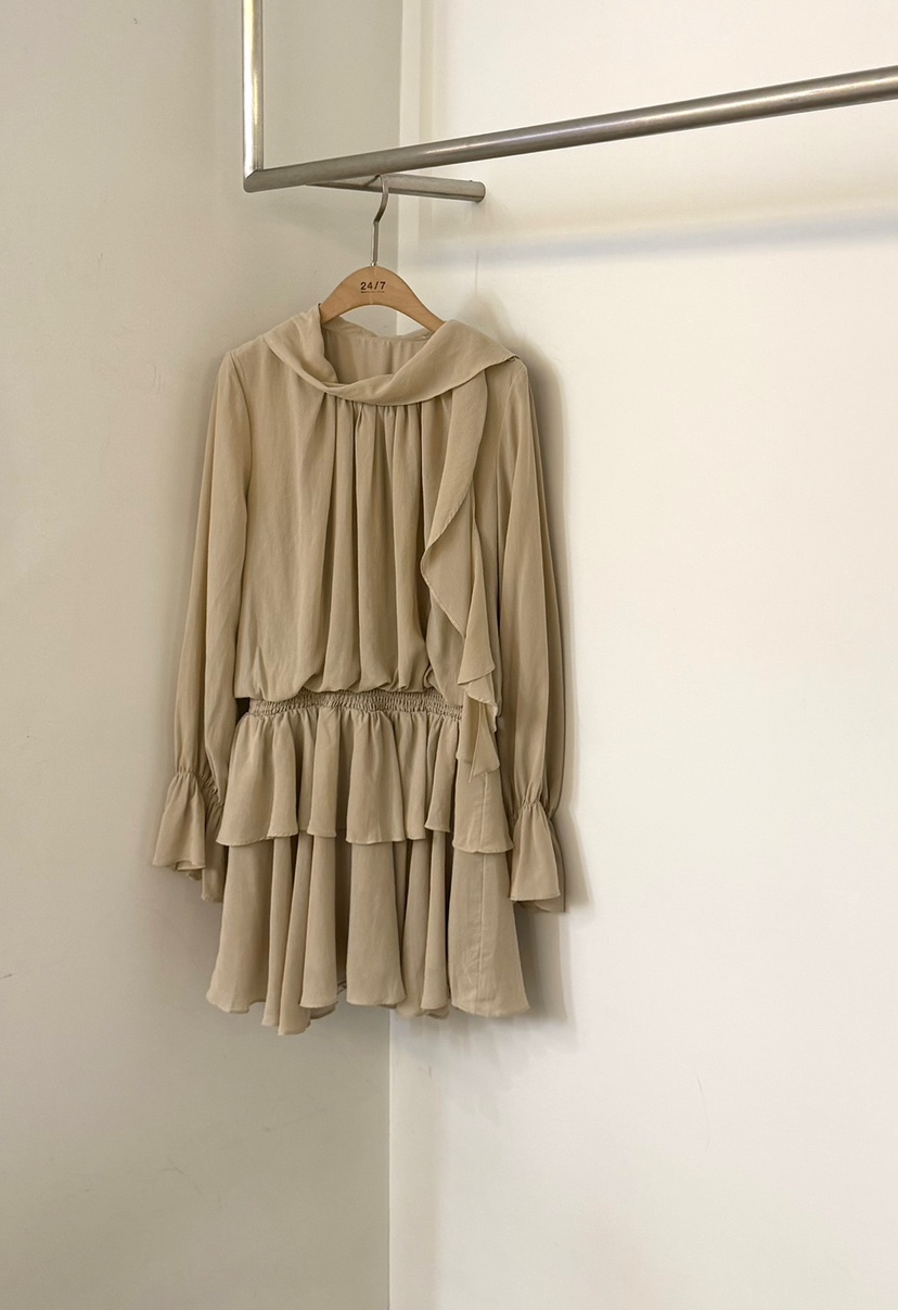 TWENTY FOUR SEVEN24-7東大門直郵女裝新品真品人氣套裝TEWNTY FOUR SEVEN24-7套裝