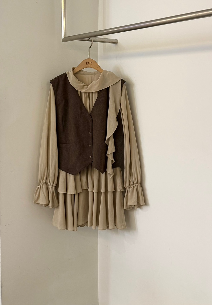 TWENTY FOUR SEVEN24-7東大門直郵女裝新品真品人氣套裝TEWNTY FOUR SEVEN24-7套裝圖色2