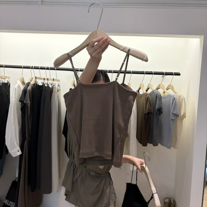 W AND J東大門實拍女裝新品時尚推薦熱賣人氣休閑吊帶背心W AND J吊帶/背心