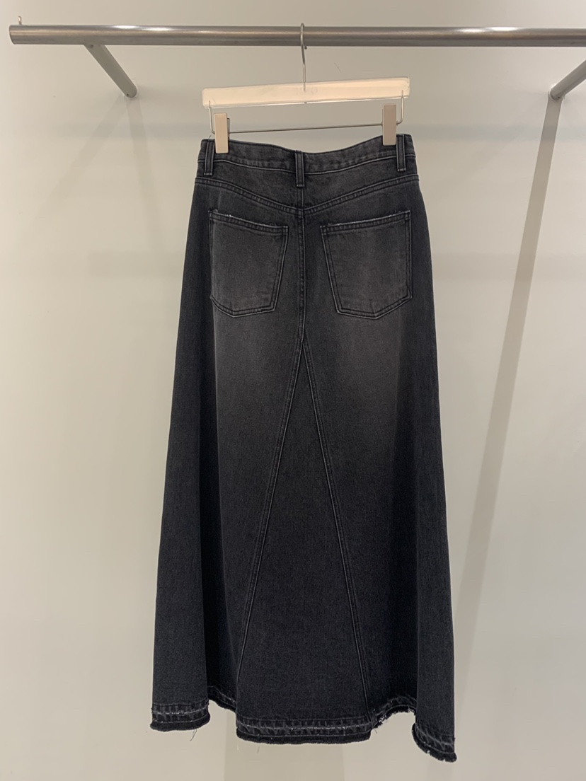 OKIE東大門代購女裝新款時尚推薦真品熱賣人氣長裙不含腰帶OKIE長裙