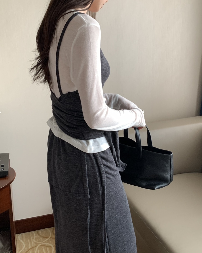 NOTICE韓國直郵女裝新品推薦時尚真品人氣吊帶背心系帶無袖NOTICE吊帶/背心