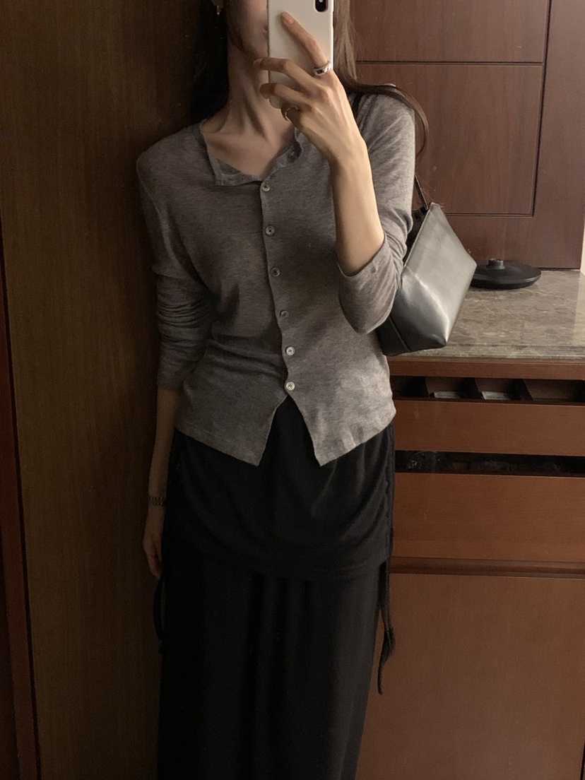 NOTICE東大門實拍女裝新品真品時尚人氣休閑長袖T恤羊毛開襟NOTICE長袖T恤