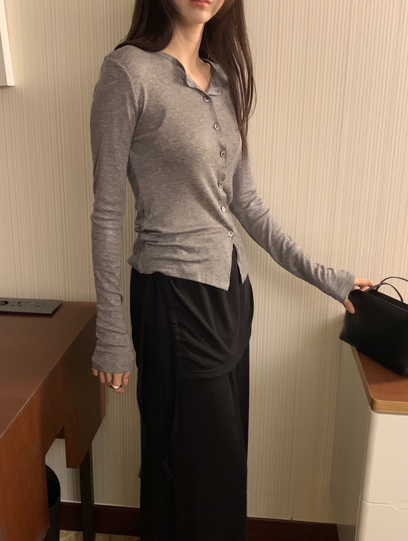 NOTICE東大門實拍女裝新品真品時尚人氣休閑長袖T恤羊毛開襟NOTICE長袖T恤