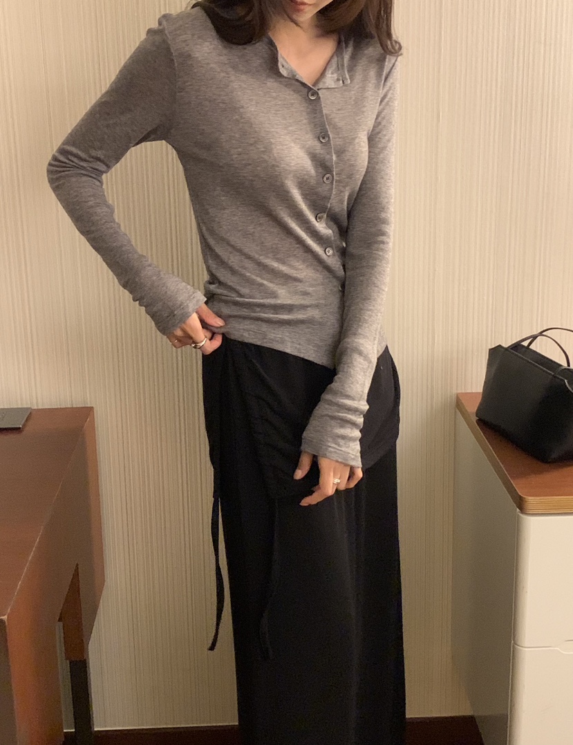 NOTICE東大門實拍女裝新品真品時尚人氣休閑長袖T恤羊毛開襟NOTICE長袖T恤