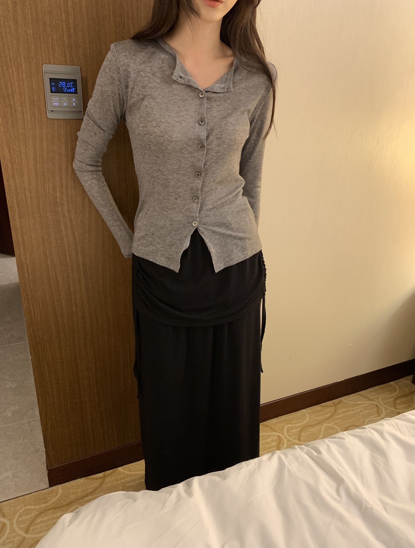 NOTICE東大門實拍女裝新品真品時尚人氣休閑長袖T恤羊毛開襟NOTICE長袖T恤
