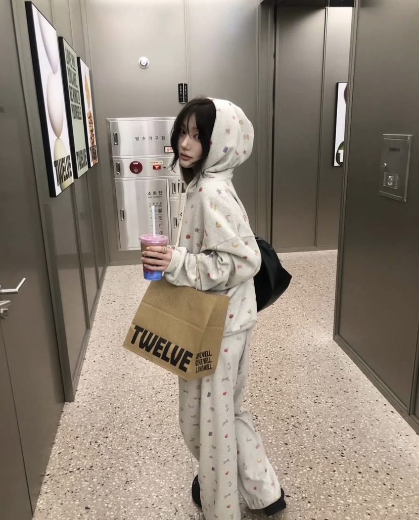 BOWIE東大門直郵女裝新款推薦人氣時尚休閑衛衣華夫格拉鏈BOWIE衛衣