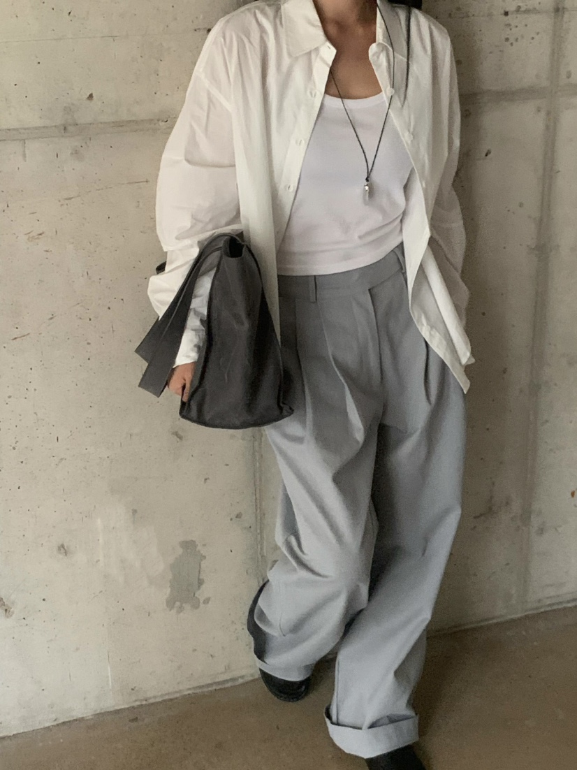 OVER NEAR東大門代購女裝新品熱賣時尚休閑人氣襯衫蕾絲衫OVER NEAR襯衫/蕾絲衫