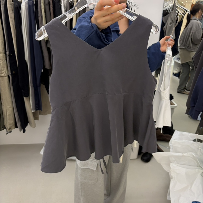 PADO東大門實拍女士新款休閑熱賣真品時尚人氣推薦吊帶背心PADO吊帶/背心