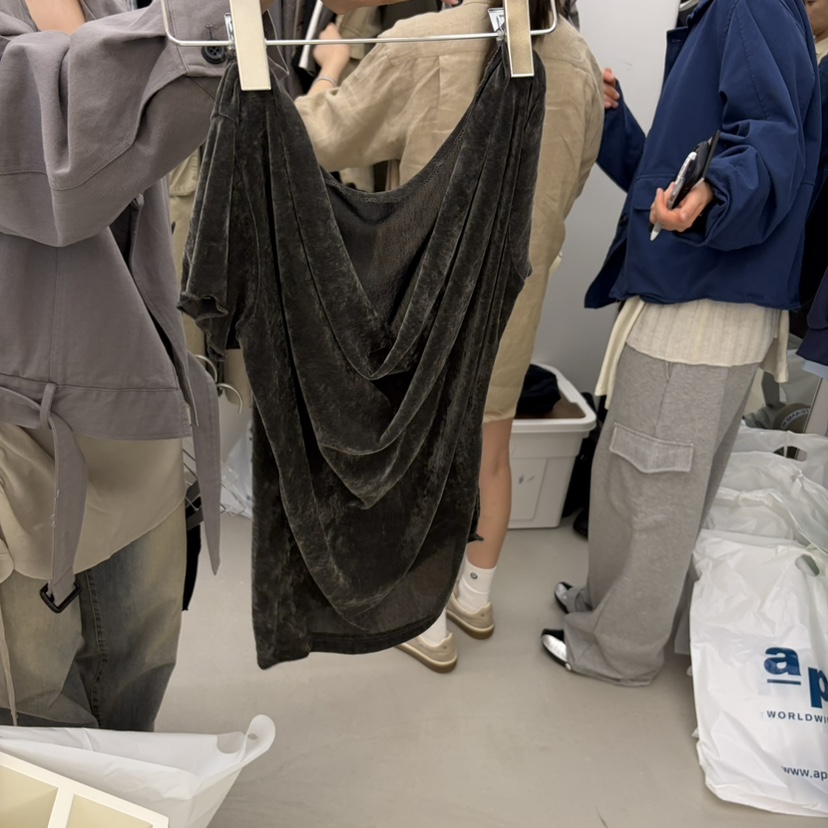 PADO韓國直郵女士新款真品熱賣推薦人氣時尚休閑T恤天鵝絨PADOT恤