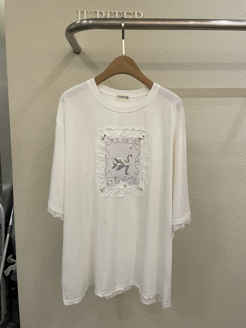 JUPITER東大門實拍女裝新品推薦真品休閑熱賣時尚T恤蕾絲鵝JUPITERT恤圖色1