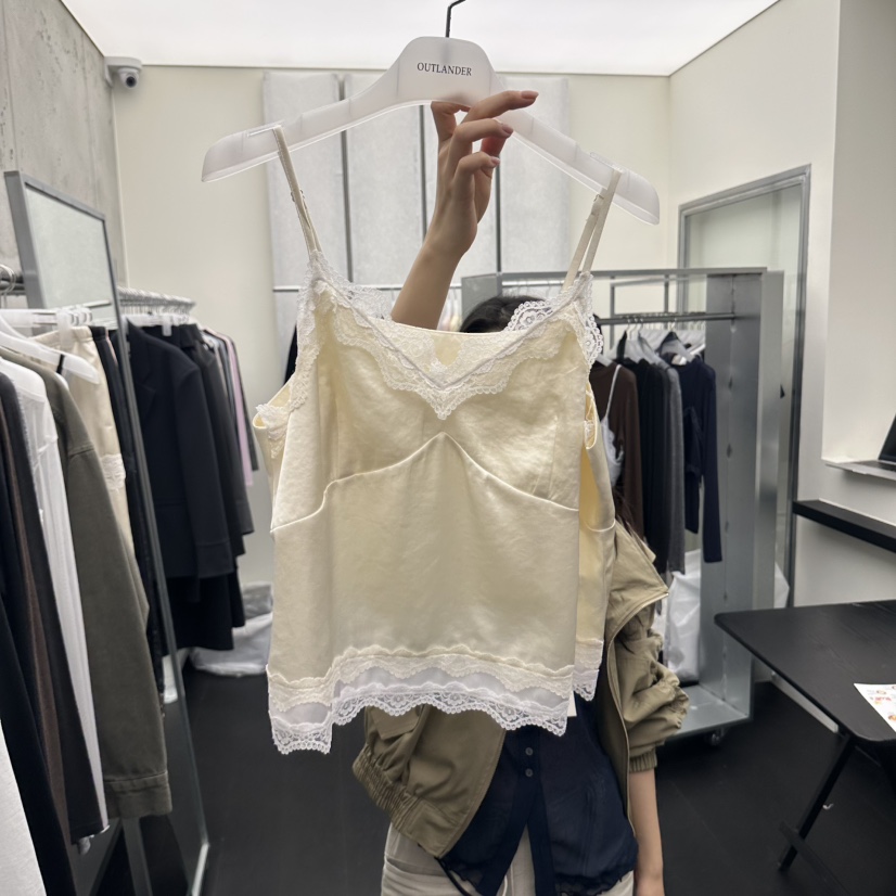 X東大門實拍26秋季新品推薦休閑熱賣時尚人氣真品吊帶背心OUTLANDER吊帶/背心圖色1