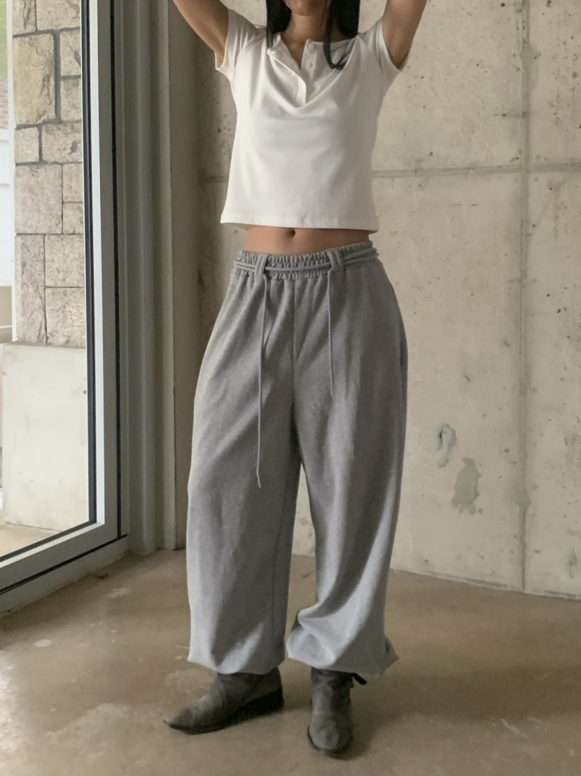 OVER NEAR東大門實拍女士新款時尚熱賣人氣休閑褲含腰繩OVER NEAR休閑褲