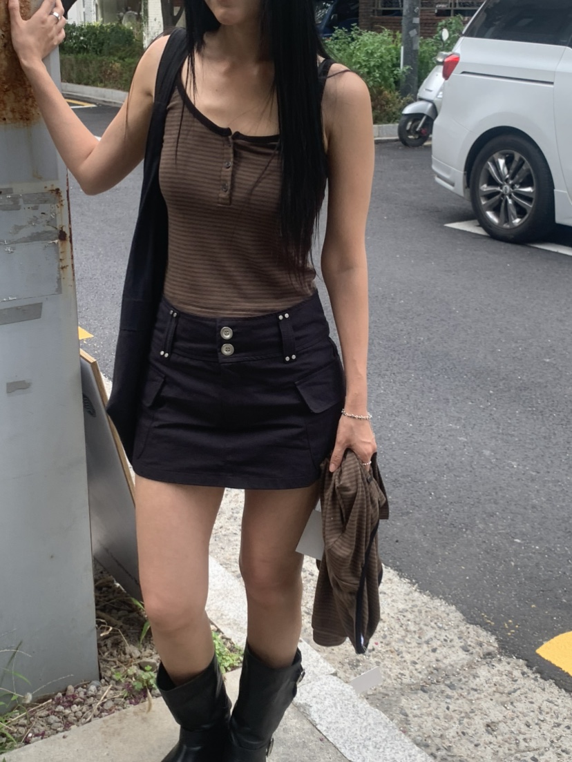 OVER NEAR東大門實拍女裝新品人氣真品推薦裙褲不含腰帶OVER NEAR裙褲