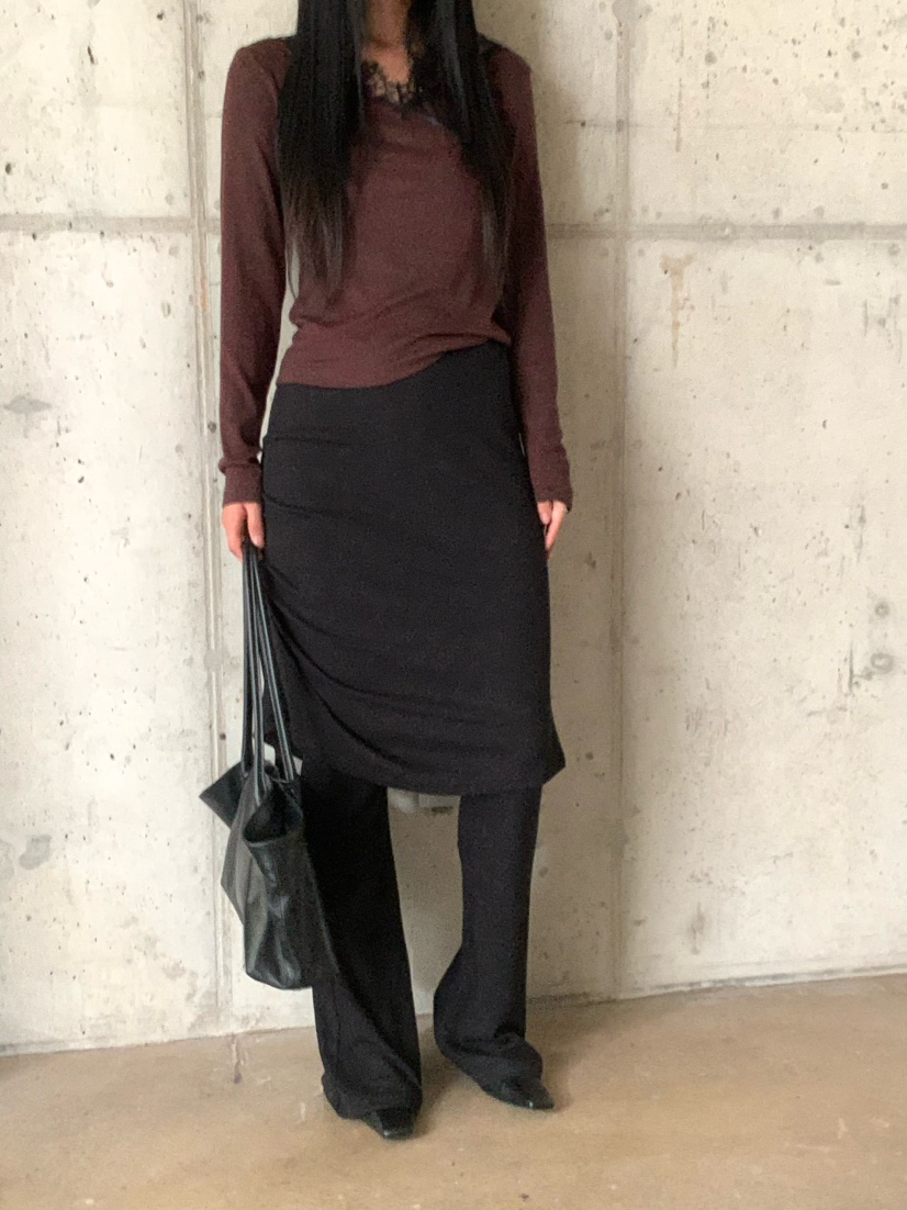 OVER NEAR韓國代購女士新品人氣休閑時尚熱賣真品推薦裙褲OVER NEAR裙褲