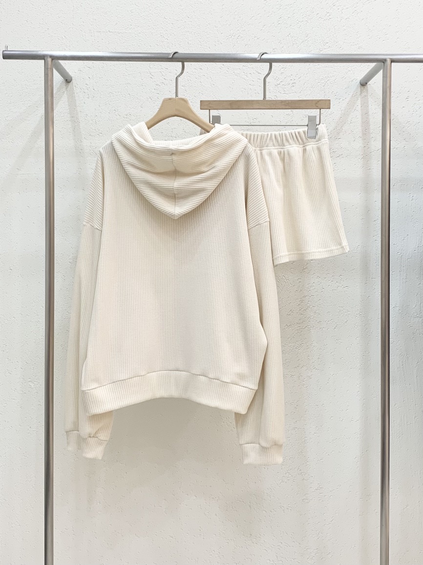 LIGHT AND SALT東大門直郵女士新品熱賣真品人氣套裝套裝LIGHT AND SALT套裝
