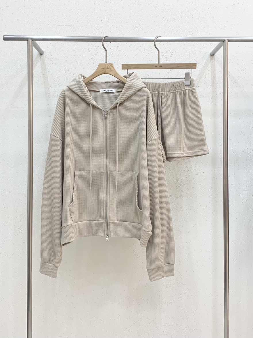 LIGHT AND SALT東大門直郵女士新品熱賣真品人氣套裝套裝LIGHT AND SALT套裝圖色2